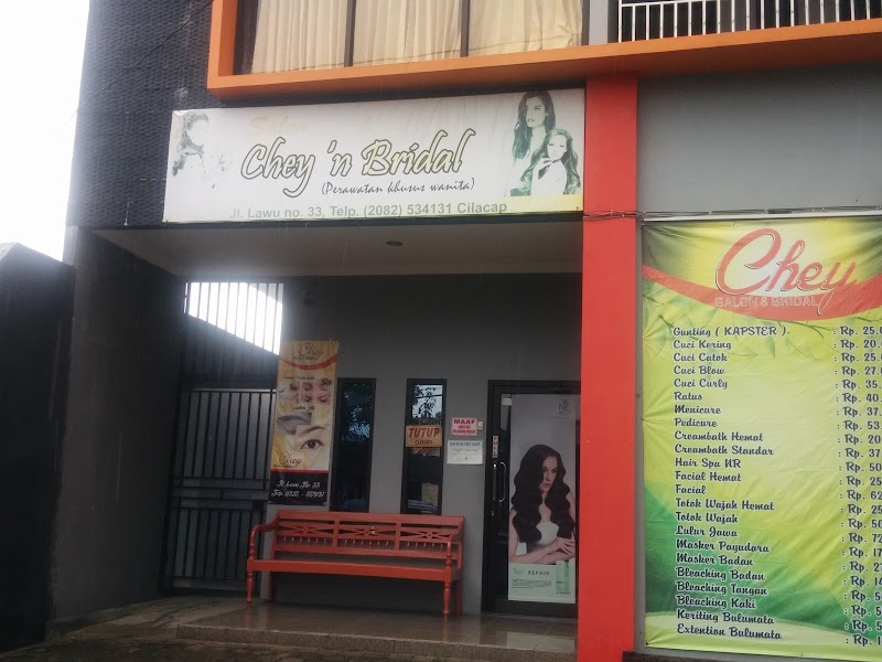 Mengapa Kulit Cilacap Butuh Perawatan Khusus? Sari Salon Solusinya